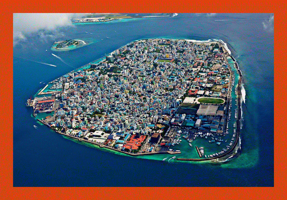 Panoramic photo of Male city